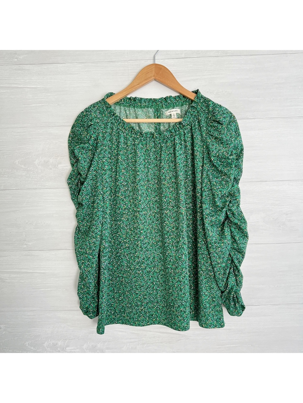 Max Studio Green Ditsy Floral Ruched Puff Sleeve Ruffle Neck Top L